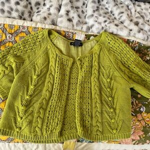 Cute little crochet cardigan! It’s a medium but could fit a small.